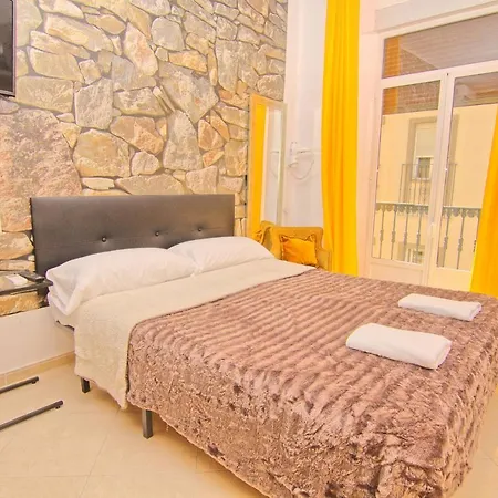 Balcony & Centro منزل للإقامة مالقة