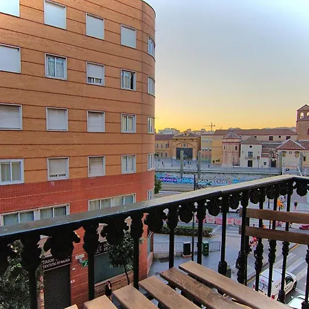 Balcony & Centro منزل للإقامة مالقة