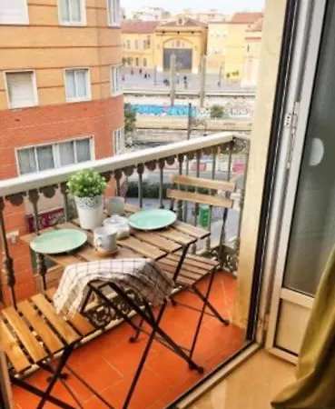 Homestay Balcony & Centro Malaga