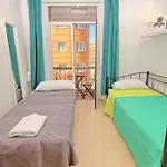 Balcony & Centro 홈스테이 말라가